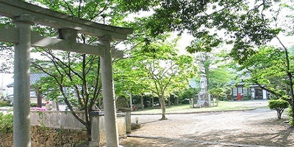 湯神社